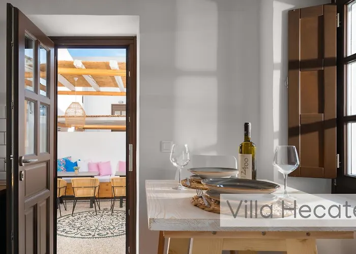 Lindos Amphitheater Villas And Apartments